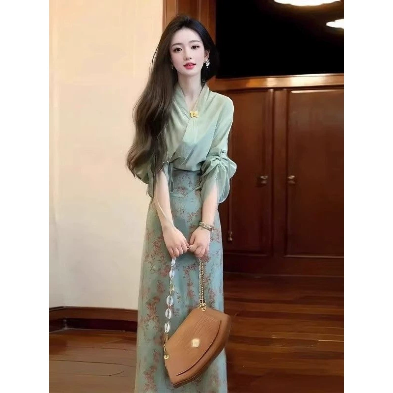 Новый костюм в национальном стиле в китайском стиле, зеленый топ с v-образным вырезом, женская летняя высококачественная длинная юбка с цветочным принтом, закрывающая бедра, комплект из двух предметов