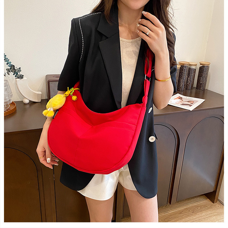 Simple solid-color canvas bag 2024 new style Japanese large-capacity single-shoulder dumpling bag, versatile for school and commuting crossbody bag undefined