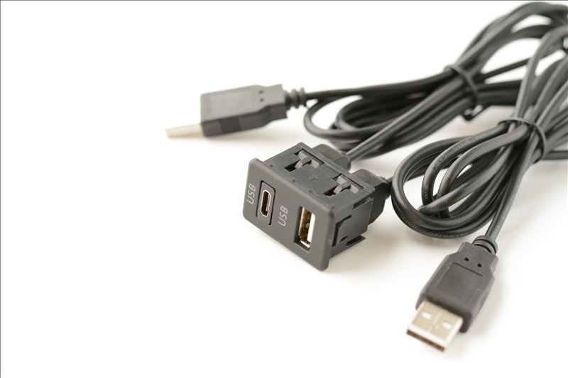 Vehicle Universal Modified Type-C+Aux Seat Dual USB Aux Extension Usb+2Rca Switch Seat