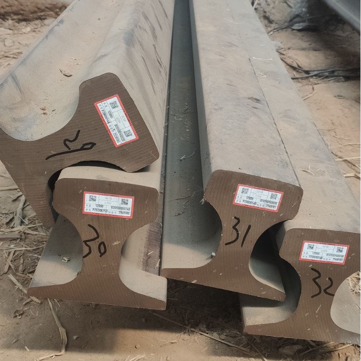 钢厂现货供应u71MN钢轨 QU120起重轨 应用于冶金矿山等行业