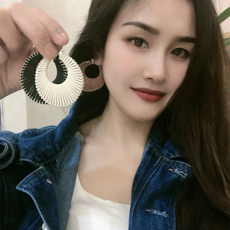 港风秋冬新款PU皮编织耳圈高级感法式耳环复古椭圆形潮流夸张耳饰|undefined