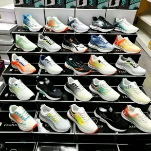 [Fujian Jinjiang Processing Shoes] Мягкая подошва спортивные ботинки разнотипные мужские обувь уличный лоток товар витрина обувь оптом самовывоз