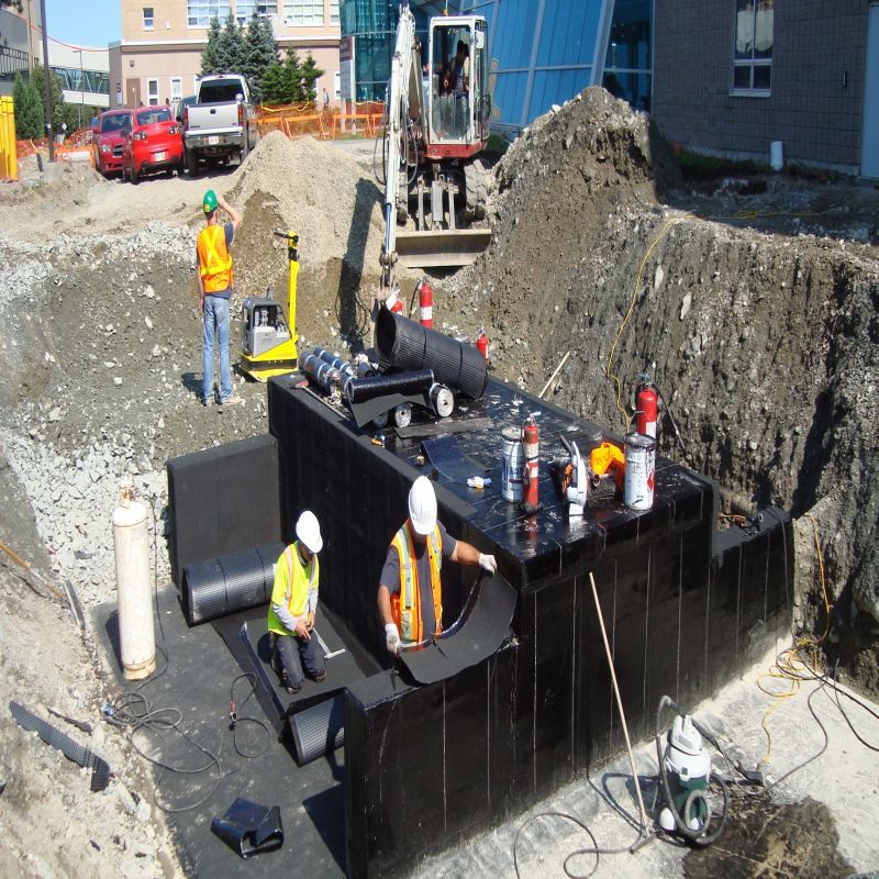 含氯丁橡胶防水涂料。展现其等领域内容，要加与企业之间的交流