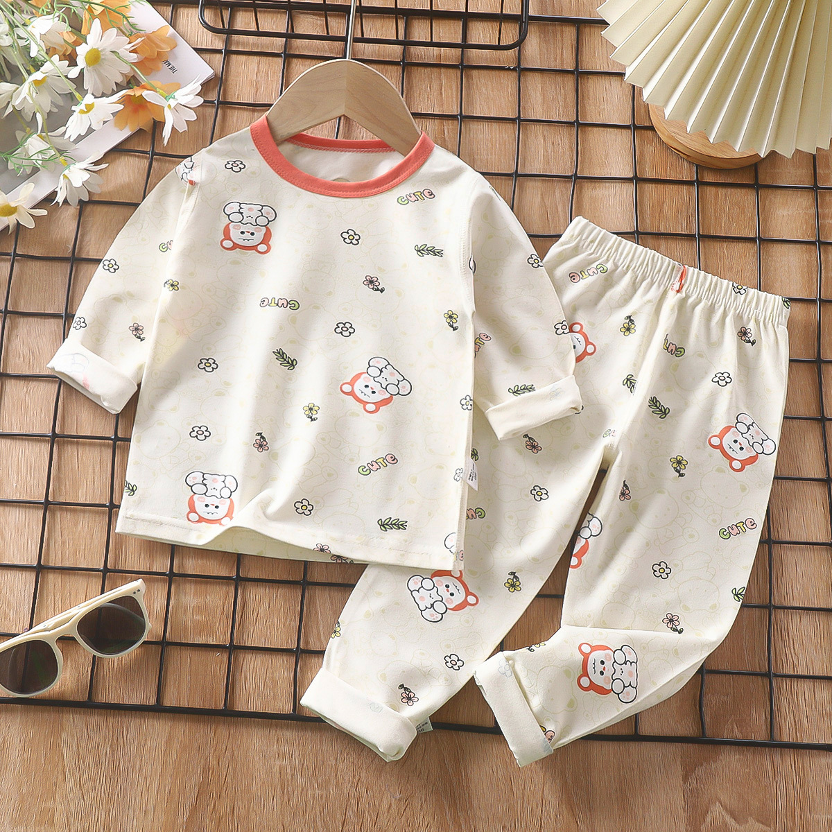 Pajamas infantiles primavera lica algodón ropa interior bebé ropa doméstica para niños niñas chaqueta de otoño pantalones de otoño ropa infantil al por mayor