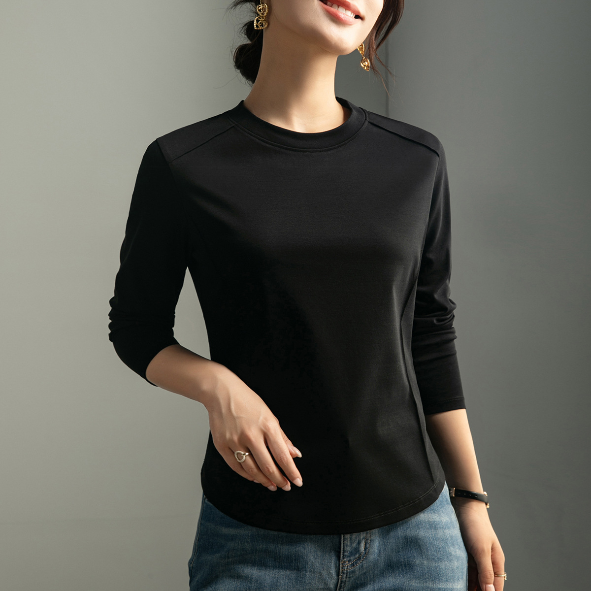검은색
