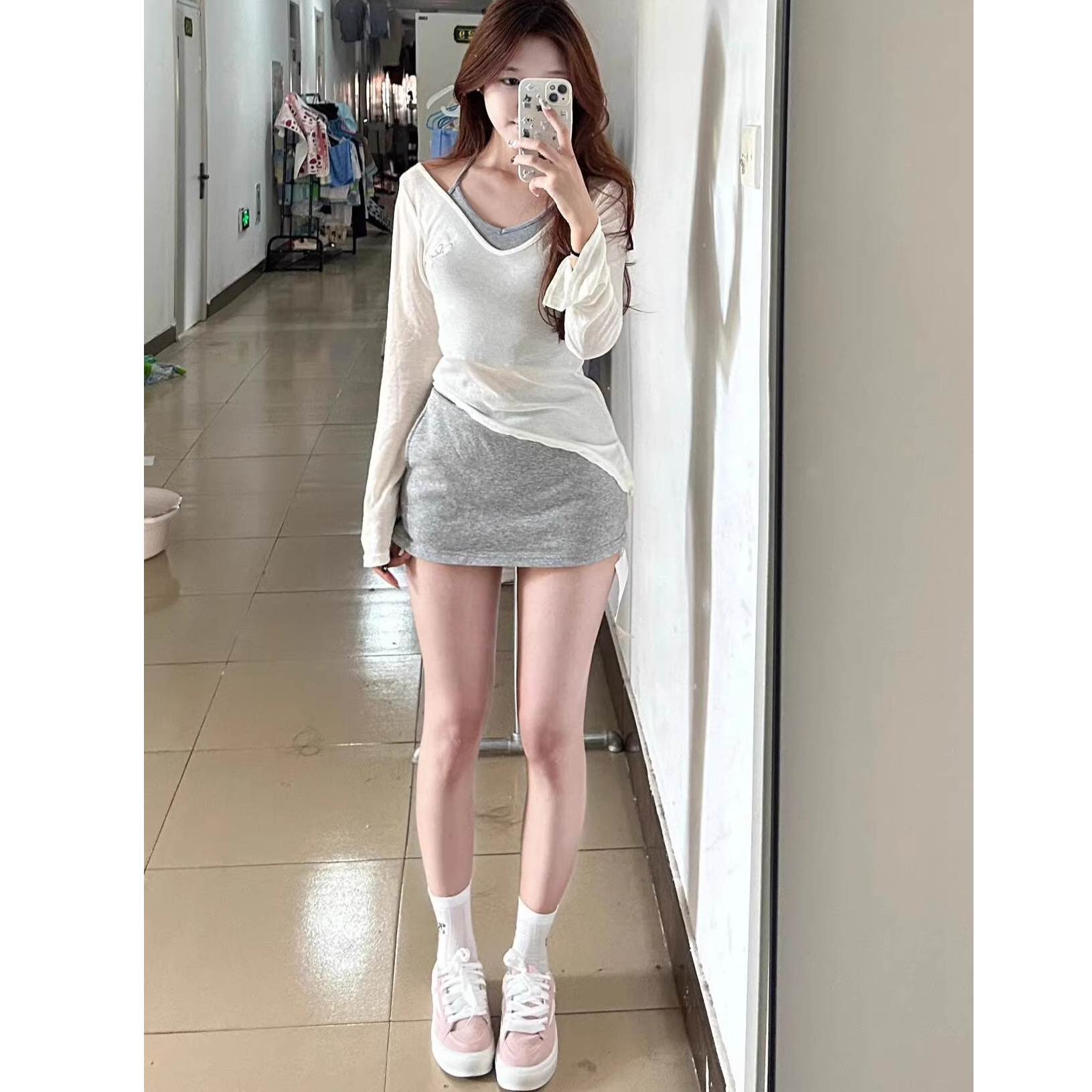 春季搭配一整套慵懒风防晒罩衫T恤背心灰色短裙两件套女套装裙夏