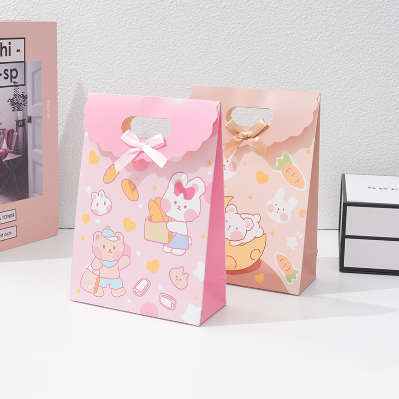 蝴蝶结手提袋卡通翻盖白卡纸袋派对礼品袋生日礼物包装袋  打包袋