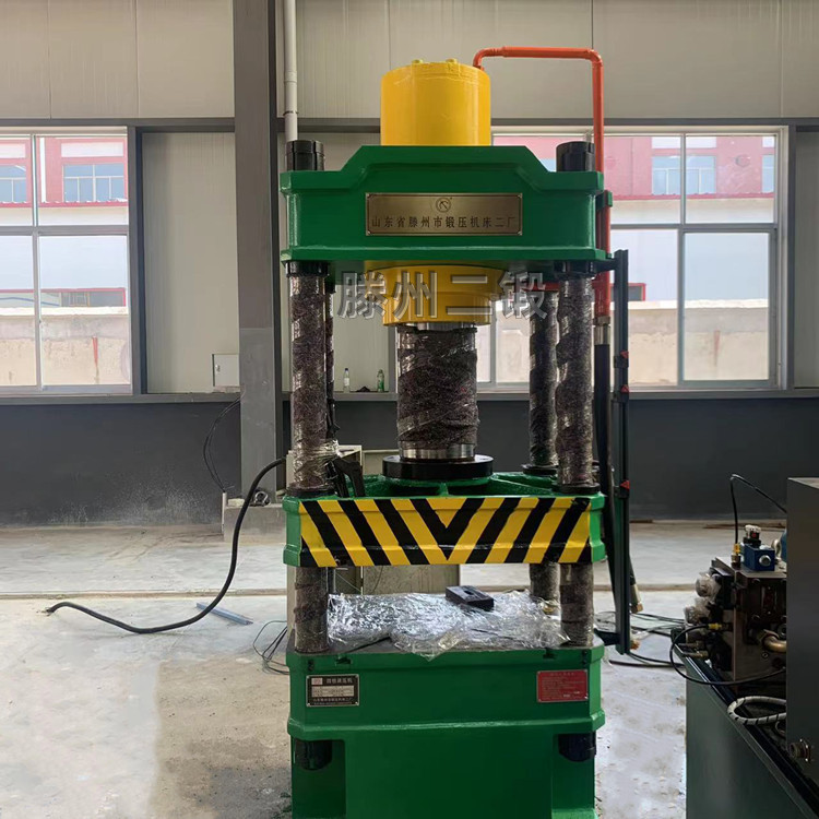 热销63T三梁四柱液压机 快锻四柱油压机 常规压力机 滕州二锻