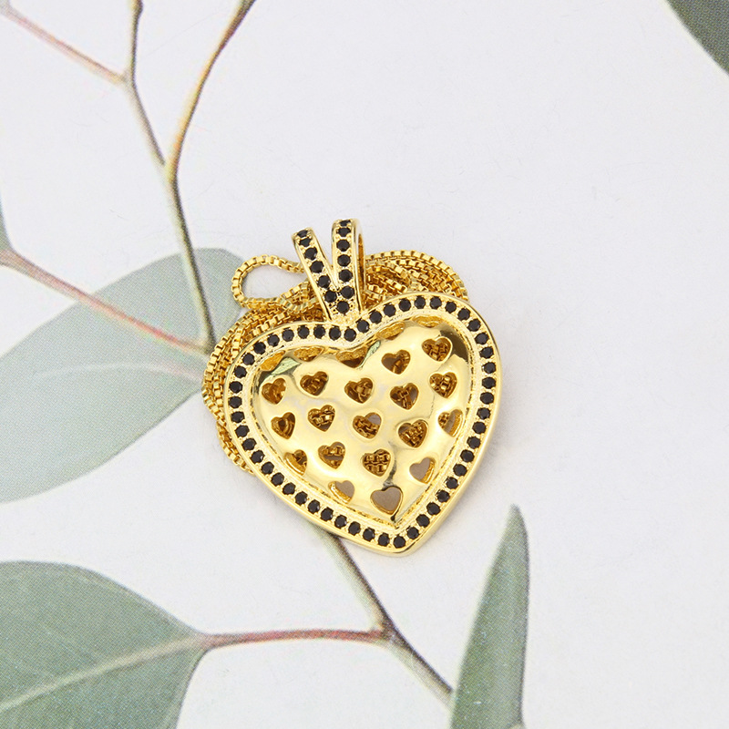 Nihaojewelry Simple Black Zircon Gold-plated Hollow Heart-shaped Necklace Wholesale Jewelry display picture 4