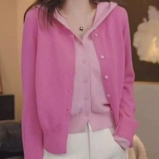 һ�����l����ײɫ�كɼ��Bñᘿ��_��2025�ﶬ�r�����e�p�gë��Ů