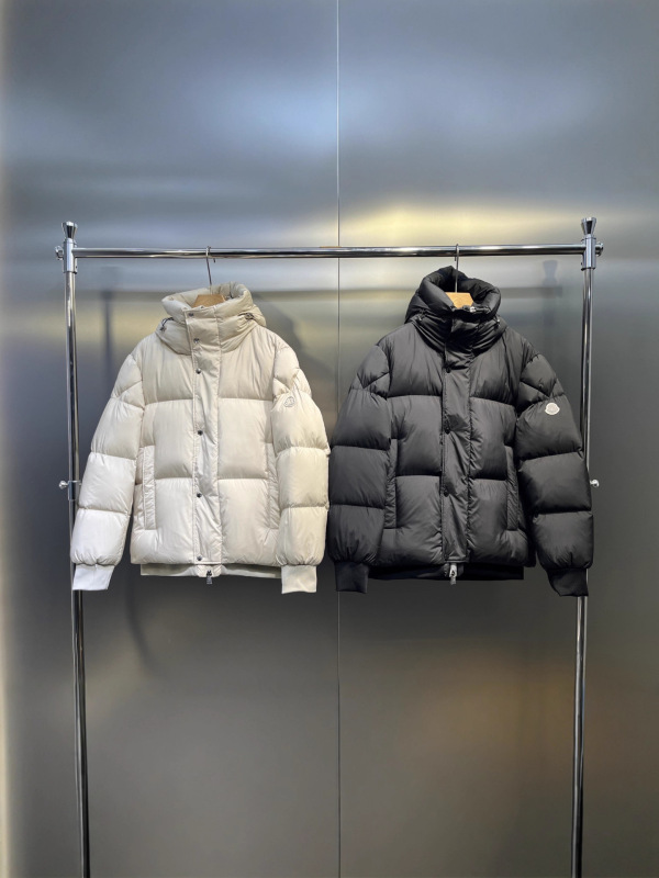 高版本M家24年冬季新款鹅绒连帽肩章羽绒服抗寒保暖情侣款羽绒服|undefined