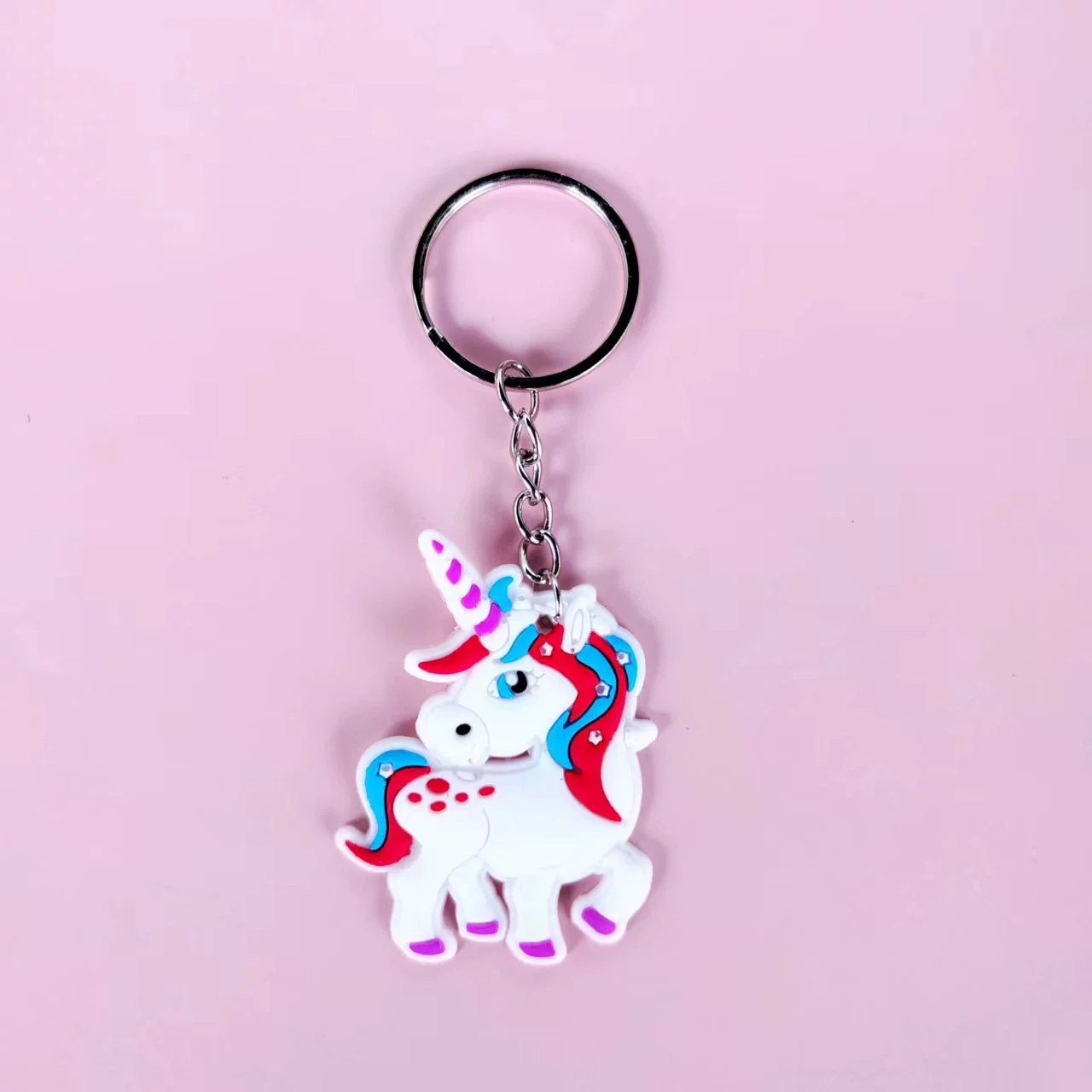 Брелок из ПВХ, радужная подвеска из мягкой резины, украшения, игрушка, новая коллекция, городской стиль, единорог, подарок на день рождения