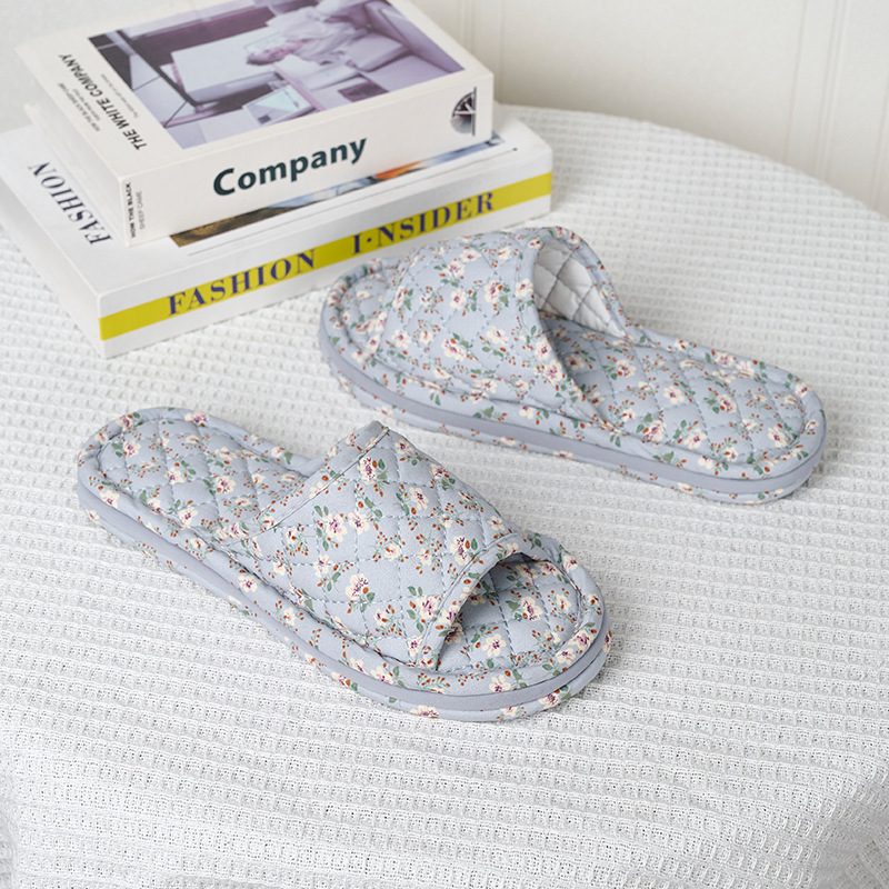 Cross-border new fabric slippers three-layer thickened bottom Korean style home mute slippers breathable machine washable foreign trade slippers Cross-border new fabric slippers three-layer thickened bottom Korean style home mute slippers breathable machine washable foreign trade slippers