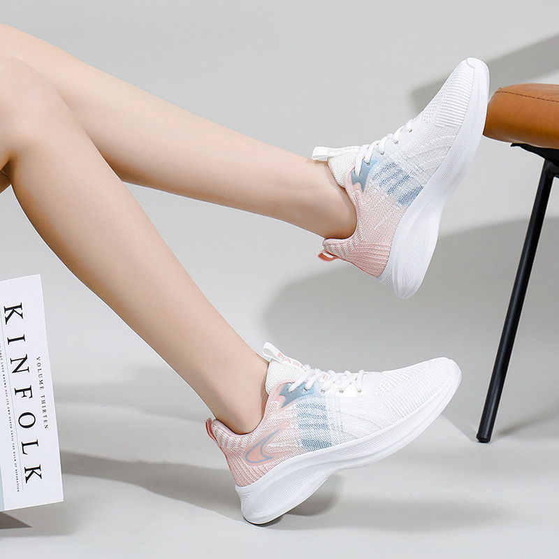 Zapatos de mujer transfronterizos al por mayor otoño nuevos zapatos de correr casuales de estudiantes ligeros con suela blanda zapatos deportivos de viaje diarios