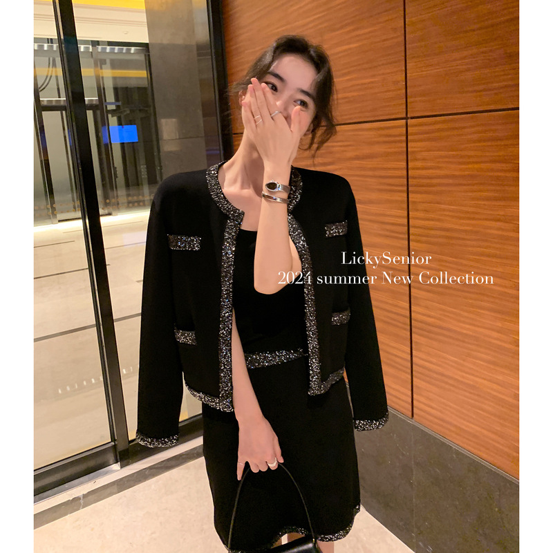 Zhengqite Clothing/Wearing the Stars Sequined Gauze Set for Women, Early Autumn Top and Skirt Two-Piece Set
