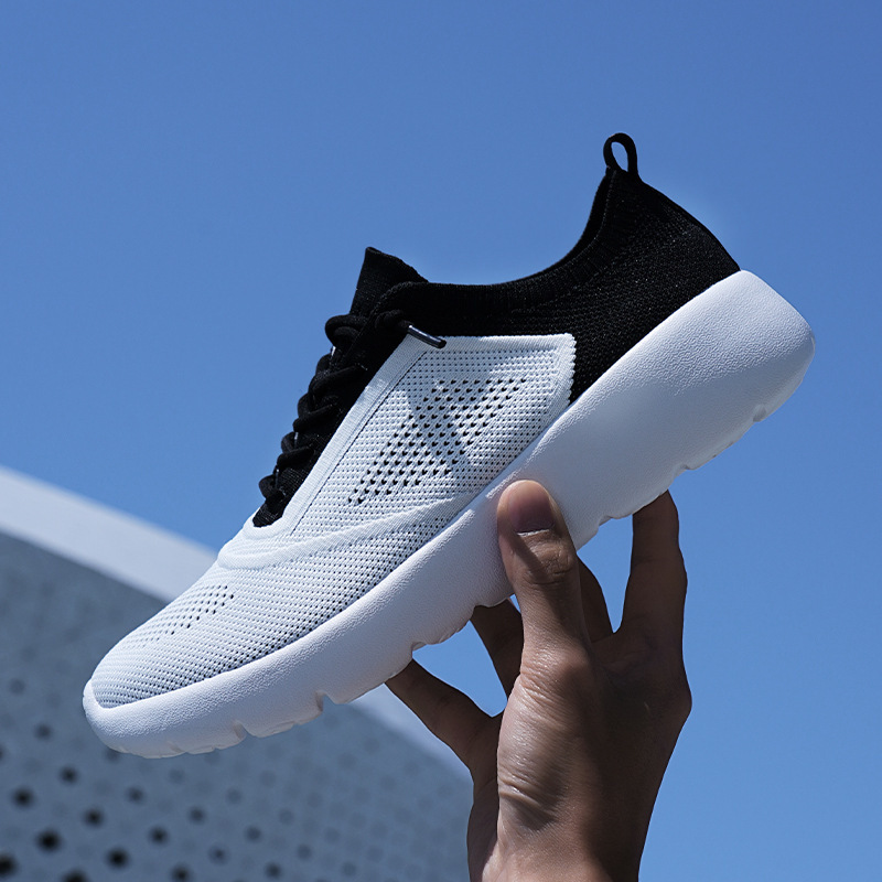 Live explosions fly woven breathable leisure sports running shoes lovers mesh foreign trade outdoor work men's four seasons tooling shoes