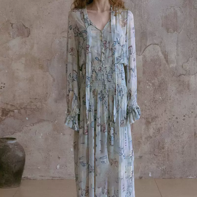 P.tre“雾屿蓝楹”仙气游牧风人丝法式印花裙连衣裙2026新款连衣