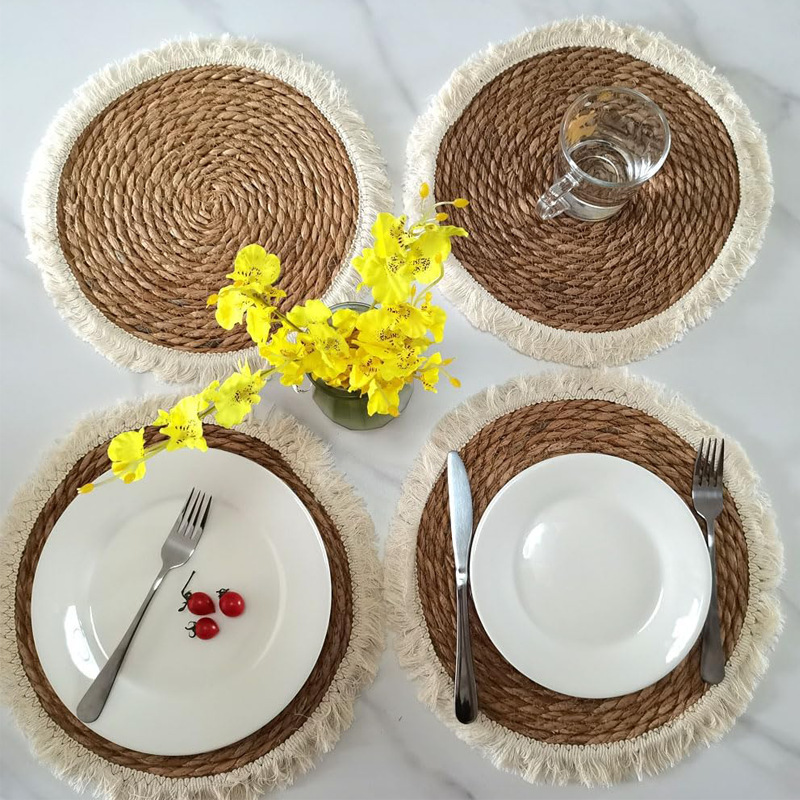 Posavasos de encaje de borla de espadaña transfronteriza, manteles individuales de paja, almohadillas de aislamiento térmico, almohadillas de aislamiento térmico de cazuela japonesa tejidas a mano