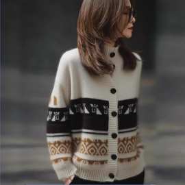 2025拼色提花开衫女纯羊毛衫欧货高端宽松加厚秋冬半高领打底毛衣