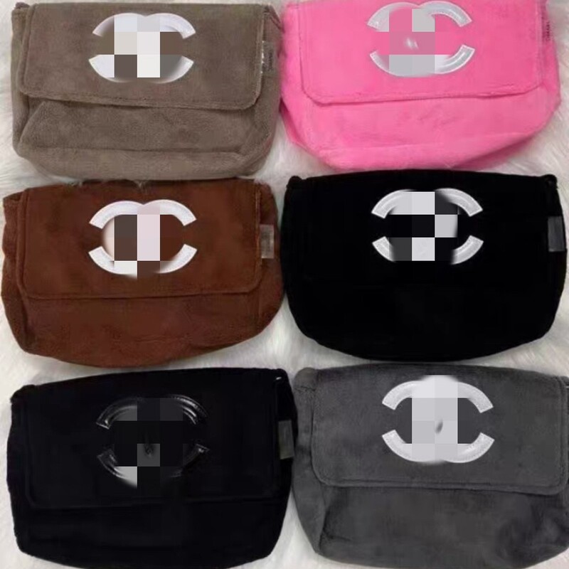 New women's versatile towel bag plush crossbody bag, autumn and winter shoulder bag, fashionable versatile soft leather bag New women's versatile towel bag plush crossbody bag, autumn and winter shoulder bag, fashionable versatile soft leather bag