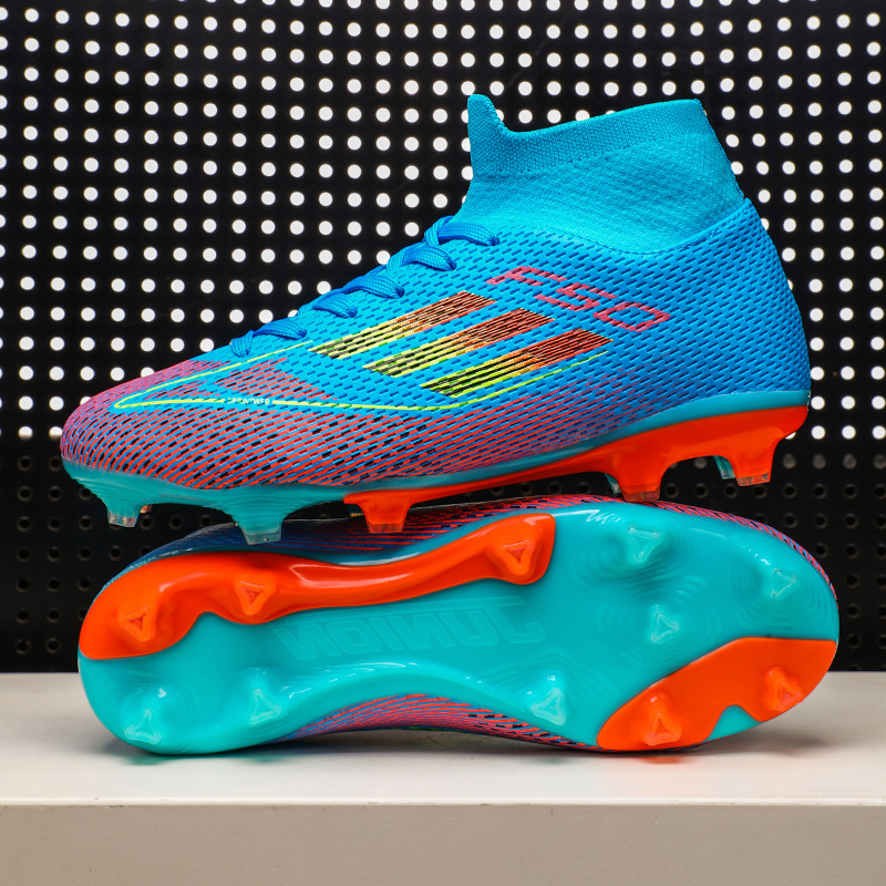 파란색 긴 손톱