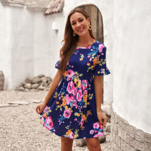 Vestido de manga larga con cuello en V y estampado de lunares ondulados NSQSY78175