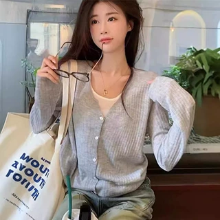 哆迷啦圆领假两件针织开衫秋冬季款设计感显瘦百搭气质长袖上衣女