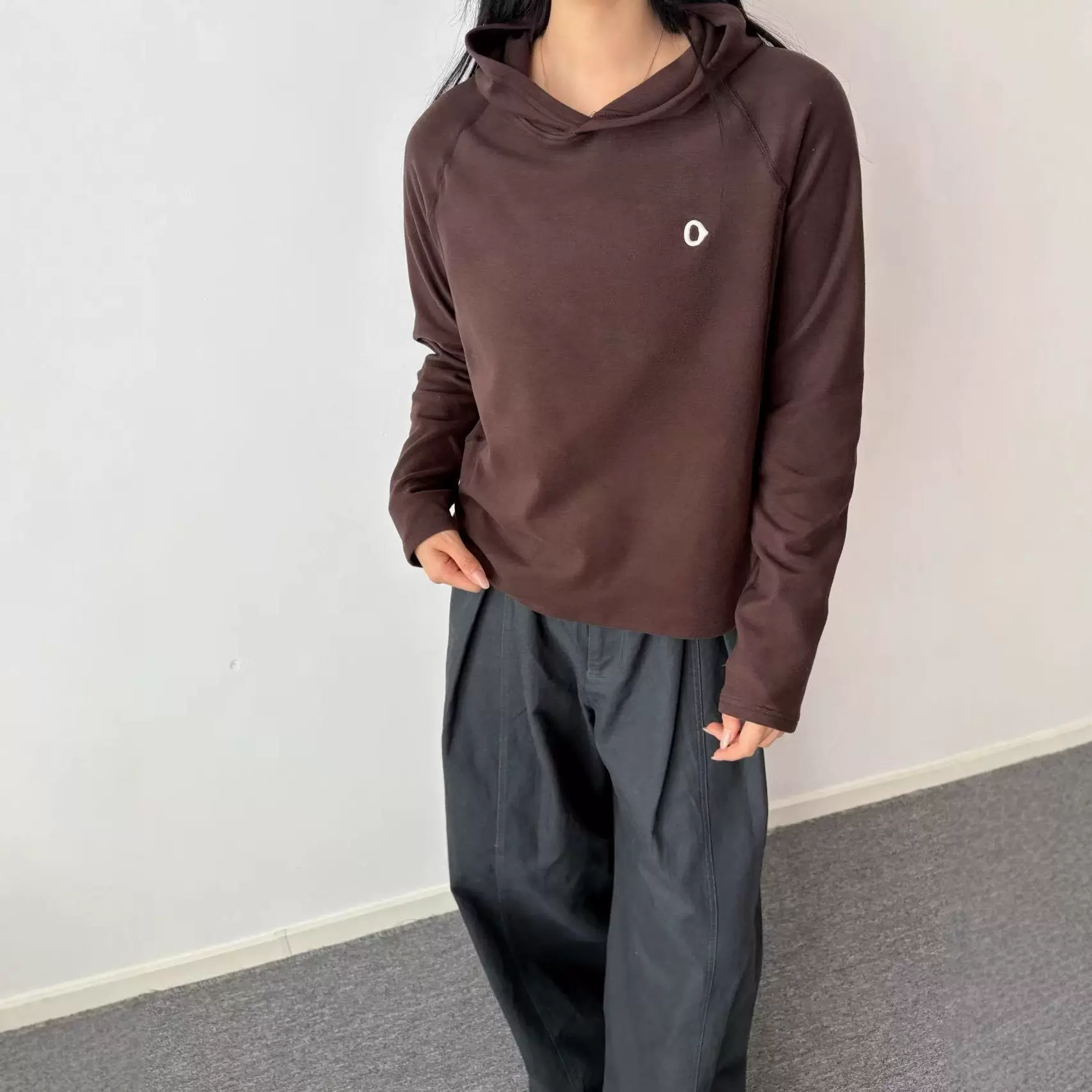 严选连帽卫衣休闲宽松显瘦亲肤上衣女字母显瘦百搭刺绣修身