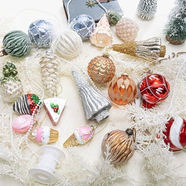 圣诞装饰品;圣诞花环;仿真绿植