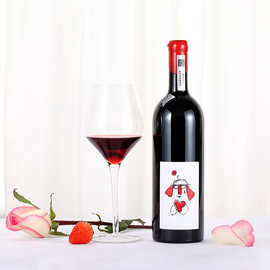 送恋人的酒一颗小红心巴贝拉干红葡萄酒意大利林屋酒庄老藤自然酒