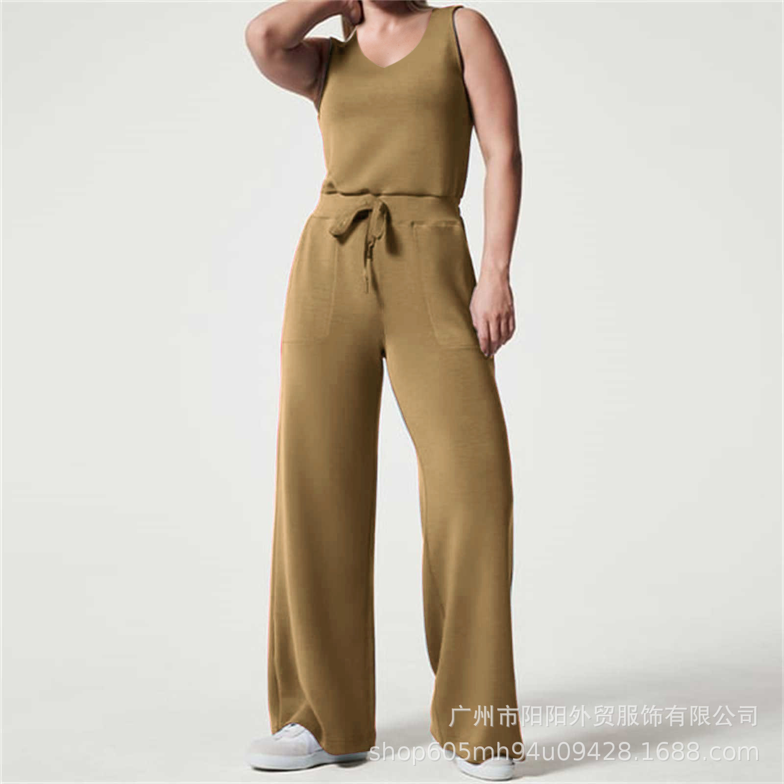 2023 primavera y verano nuevo versátil moda europea y americana adelgazamiento ocasional de las mujeres sin mangas color sólido V-cuello pantalones jumpsuit