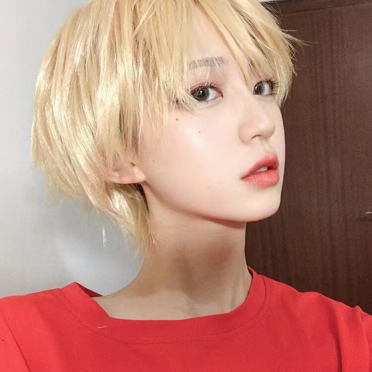 Two-dimensional anime cosplay fake hair men's fake Zhengtai blonde wig women's tomboy oblique bangs short hair set Two-dimensional anime cosplay fake hair men's fake Zhengtai blonde wig women's tomboy oblique bangs short hair set