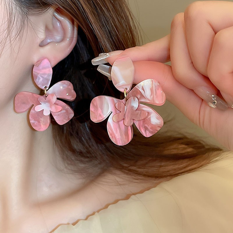 Aguja de plata flor rosa borla estilo vacaciones pendientes verano dulces y exquisitos pendientes pequeños pendientes de diseño fresco mujeres