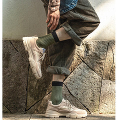 Socks men's mid-calf socks versatile autumn and winter ins trendy men's cotton socks retro stockings Japanese autumn men's socks wholesale