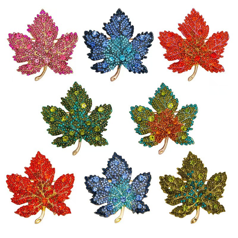 Maple Leaf Brooch, High-End Niche Jewelry Accessories, Sweater Chain, Pendant Corsage, Cute Brooch, Corsage Pin Wholesale