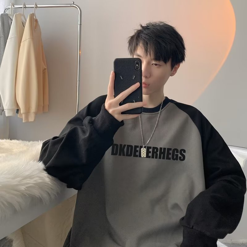 Retro demi-season T-shirt