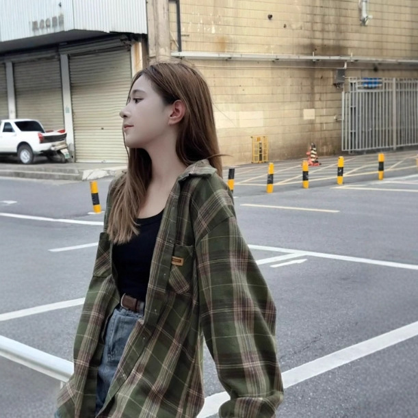 American Retro Green Long-Sleeved Plaid Versatile Comfortable Loose Shirt Women's Casual Shirt 2025 Autumn New Jacket American Retro Green Long-Sleeved Plaid Versatile Comfortable Loose Shirt Women's Casual Shirt 2025 Autumn New Jacket