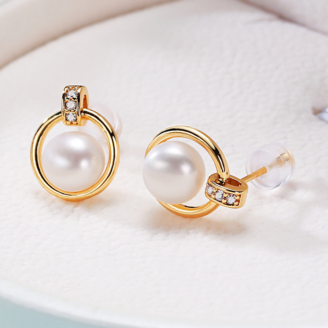 1 Pair Quantity Holiday, Daily Occasion Freshwater Pearl Material 1 Pair Freshwater Pearl Pearl Zircon Round Ear Studs