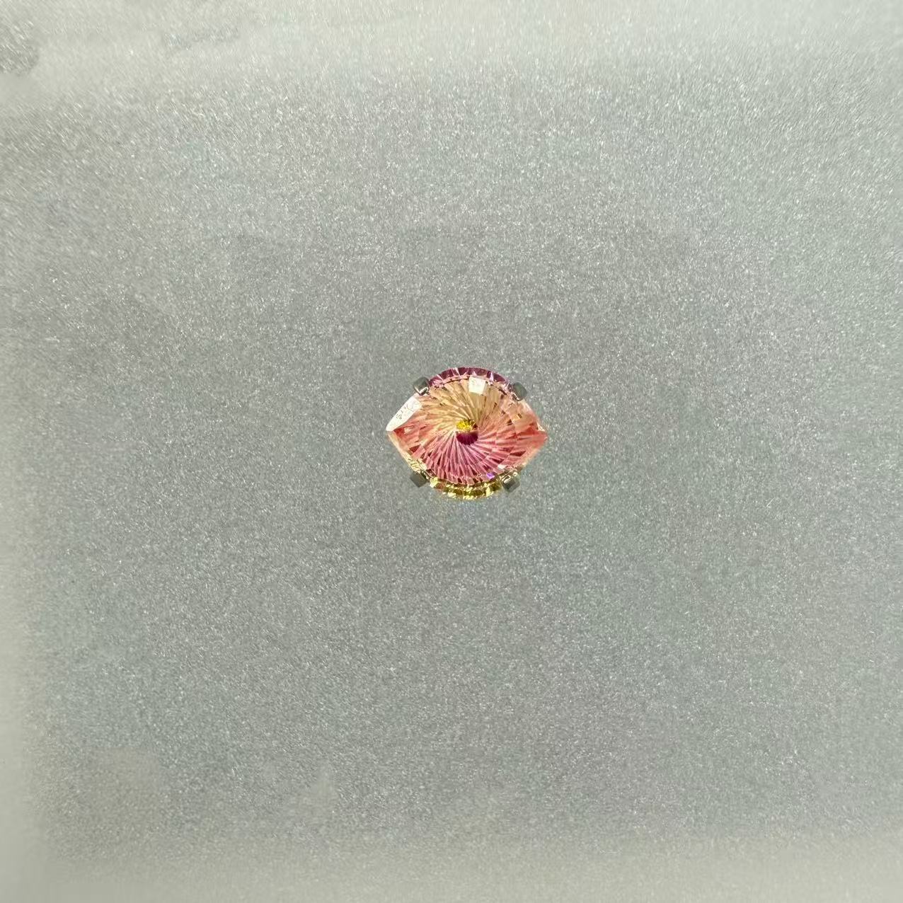 广格F136 Titanium Alloy 碗托恶魔之眼5A级 Cubic Zirconia Ear Stud Two Tone 渐变6*7.5眼睛 Ear Stud