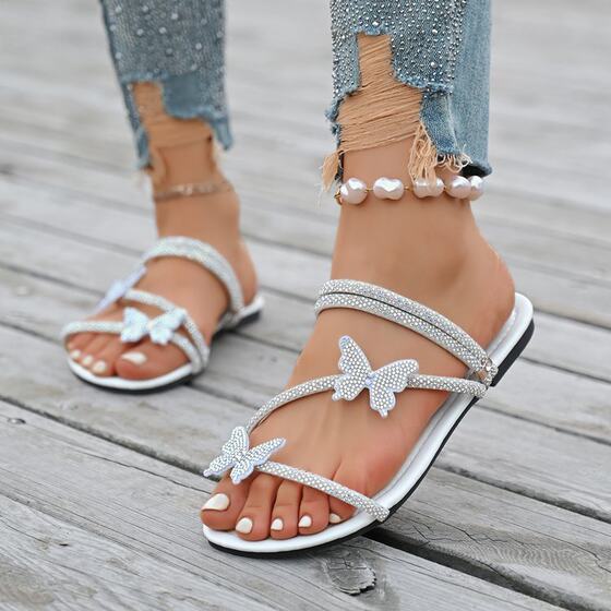 Cross-border plus size butterfly two-wear sandals women 2025 European and American flat slippers with skirt beach sandals women