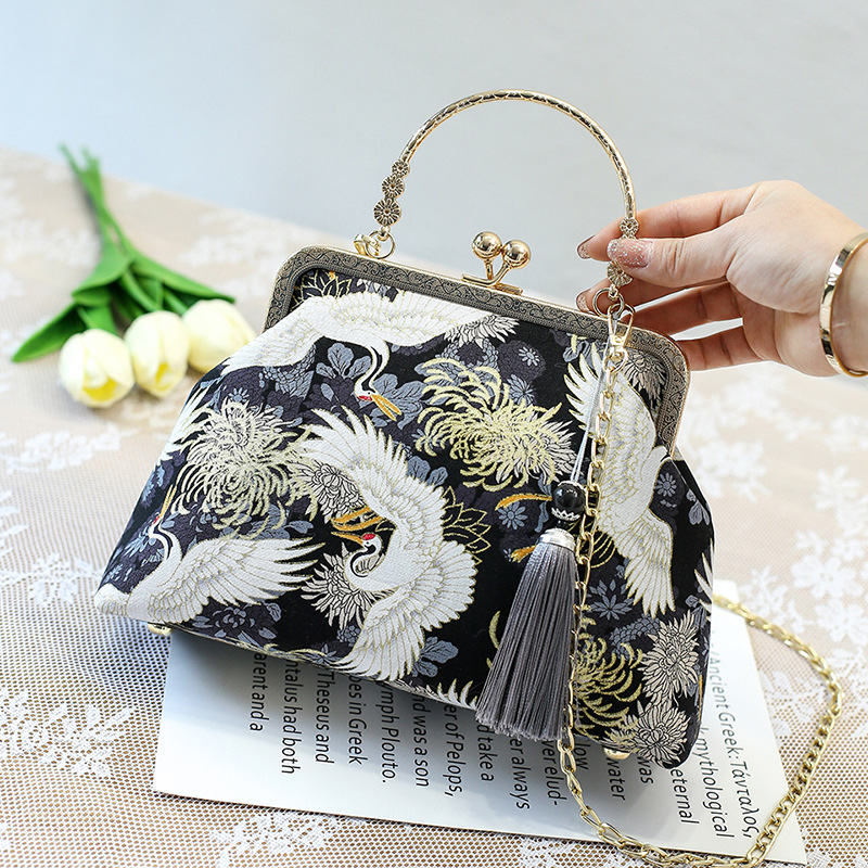 Bolso cruzado de un solo hombro estilo antiguo a juego bolso cheongsam bolso transfronterizo nuevo estilo retro estilo chino bolso portátil de oro de boca terminado