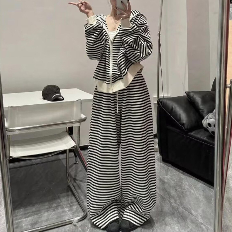 American Retro Lazy Style Loose Striped Long-Sleeve Hooded Sweatshirt and Casual Pants 2025 Autumn New Set for Women Trendy