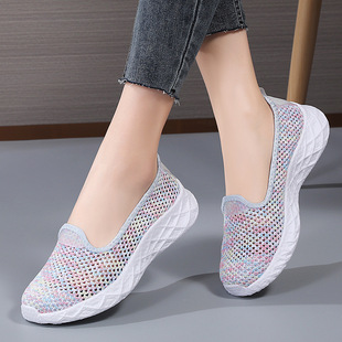 ����Ь�����p��ŮЬһ�_��ܛ�׺���\�Ӝ\��Ь͸���ϱ�����Ь���l