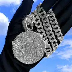 Trending Hip-Hop New Arrival Round Medallion Full Rhinestone Alloy Pendant Fashion Hip-Hop Cuban Chain Necklace for Global Market