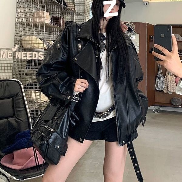 Black retro motorcycle-style PU leather jacket with a stand-up collar, a cool and stylish design, a popular item for the 2026 spring and autumn seasons Black retro motorcycle-style PU leather jacket with a stand-up collar, a cool and stylish design, a popular item for the 2026 spring and autumn seasons
