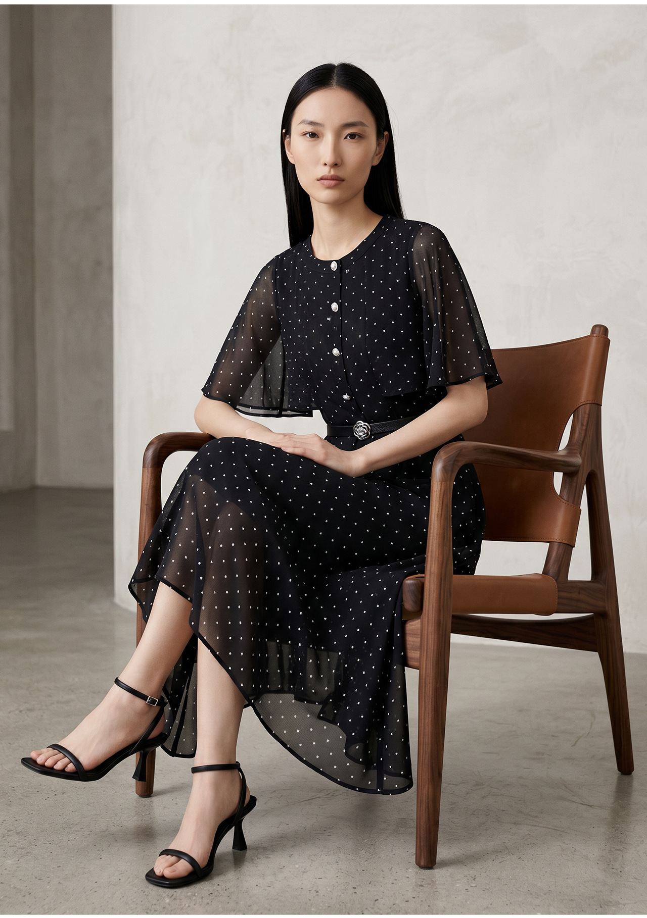 Đầm vest nữ không tay họa tiết chấm bi, thiết kế thắt eo tôn dáng, dáng midi thanh lịch — màu đen chi tiết 4