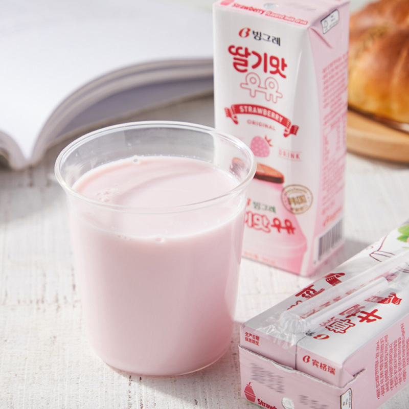 Bingre Korean-Style Milk Banana Strawberry Cantaloupe Milk Beverage Popular Sweet Milk Beverage Imported