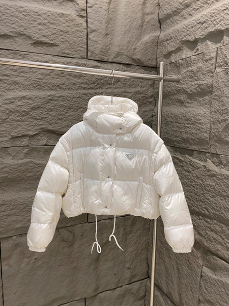 Winter short down jacket