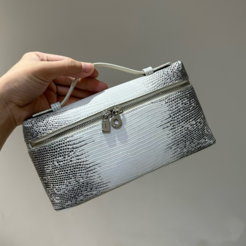 Lizard print Himalayan [hardware without letters]]