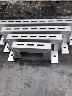 ���{��C���֧��ˮ��������늙Cˮ���м�֧�μܹܵ�������|���